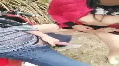 Bercinta di Jalanan Saat Sepi