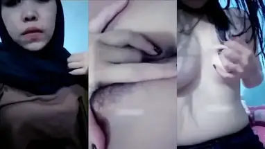 Bokep Indo Hijab Toket Diremas Colmek Basah Sampe Squirt