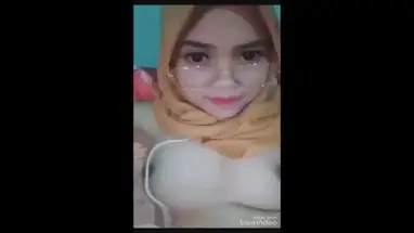 Cewe Imut Colmek Memek Pink Sampe Becek Muncrat HD